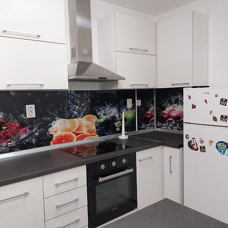 Dm Hostel And Apartments 스코페 외부 사진