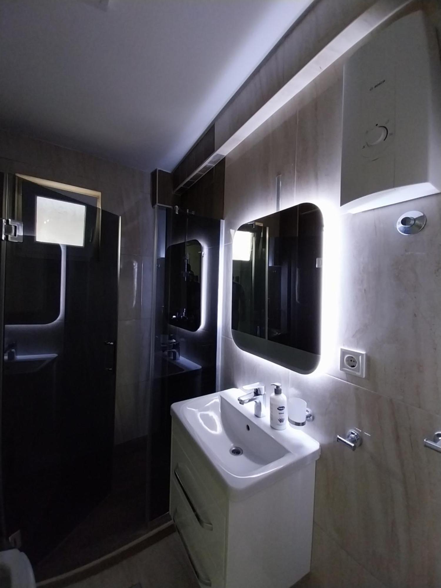 Dm Hostel And Apartments 스코페 외부 사진