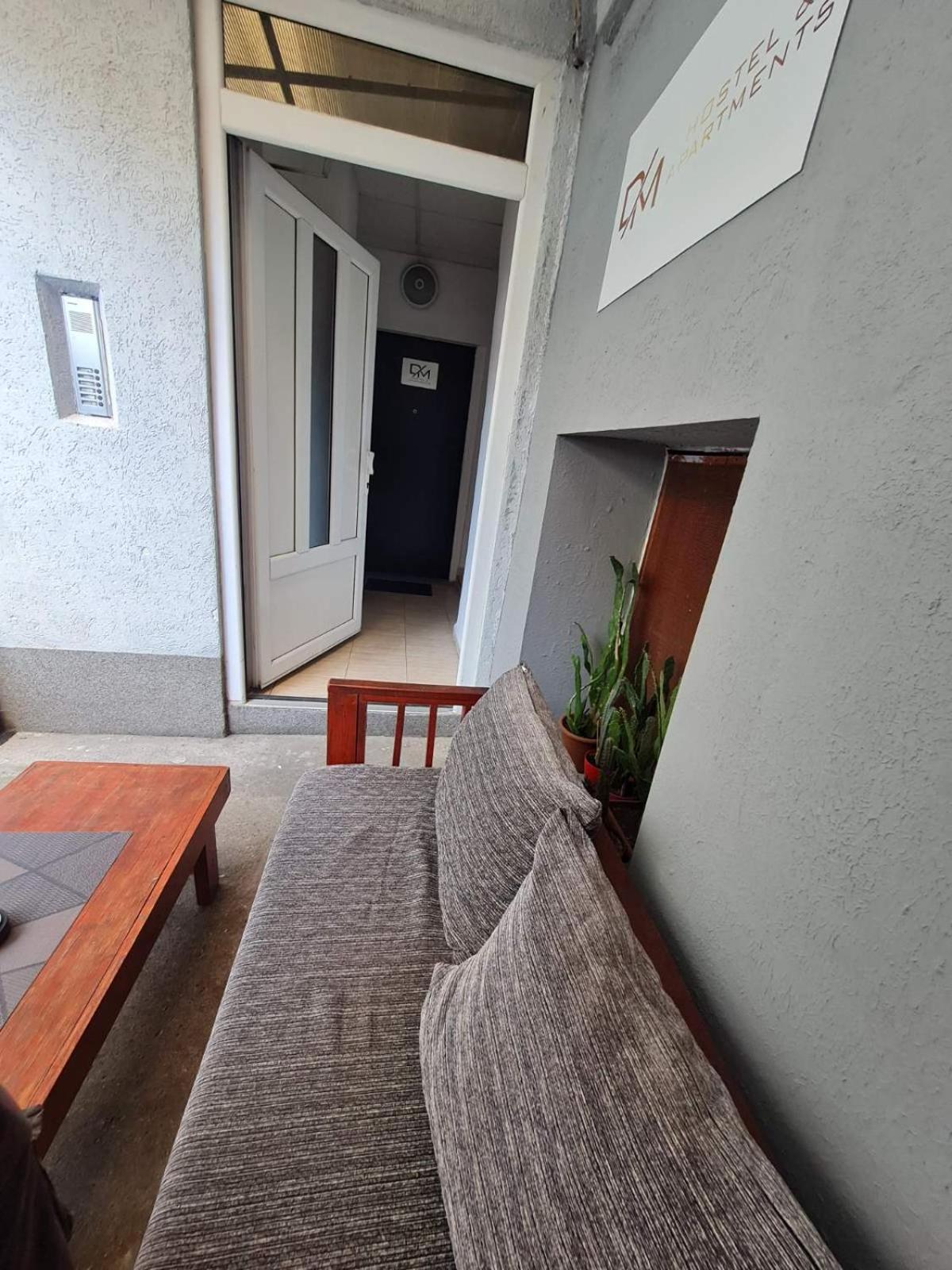 Dm Hostel And Apartments 스코페 외부 사진