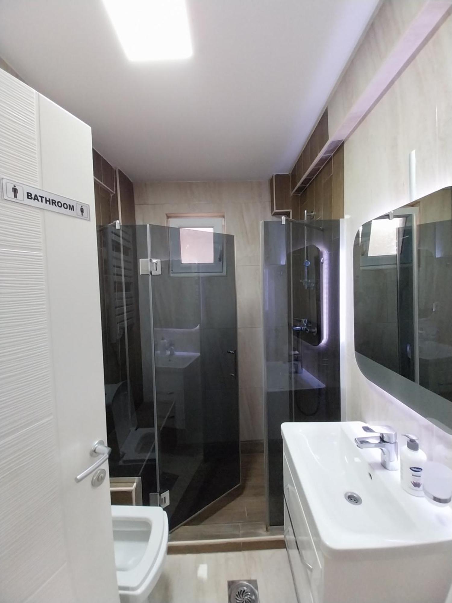 Dm Hostel And Apartments 스코페 외부 사진