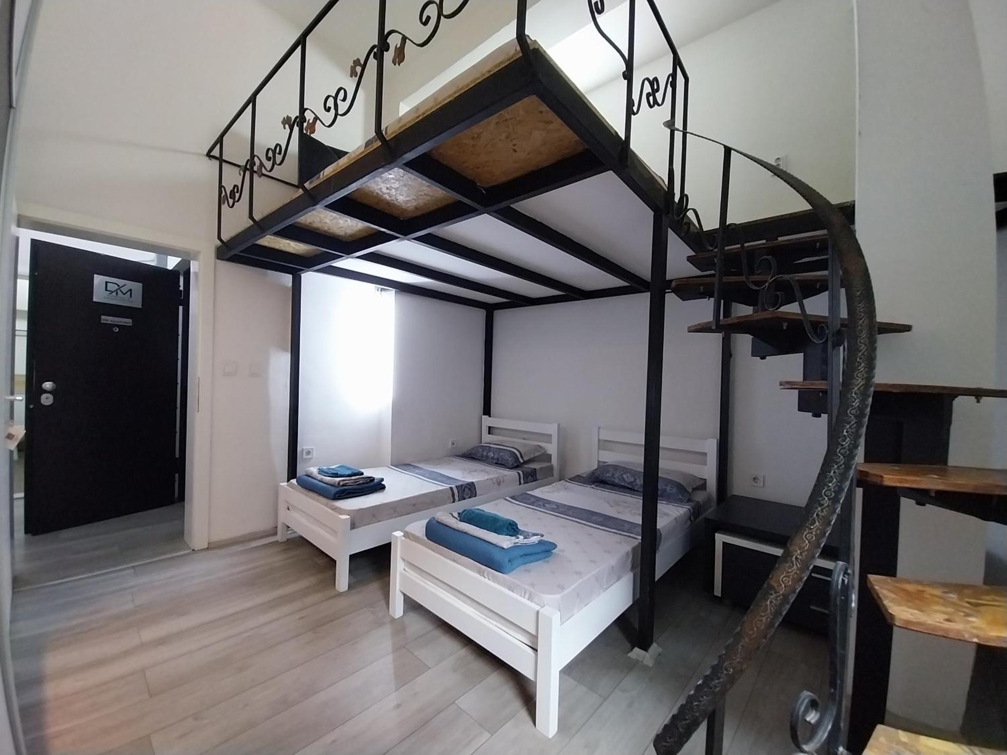 Dm Hostel And Apartments 스코페 외부 사진